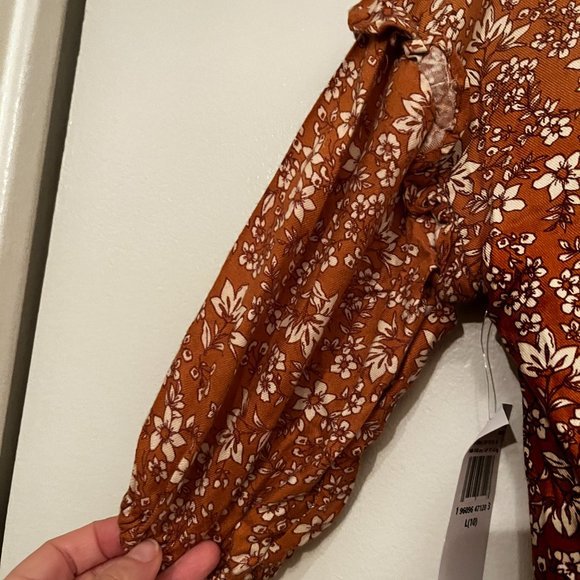 Jessica Simpson NWT Girl's Rust Floral Elastic Waist Blouse (nwt / L (10) - Picture 16 of 16